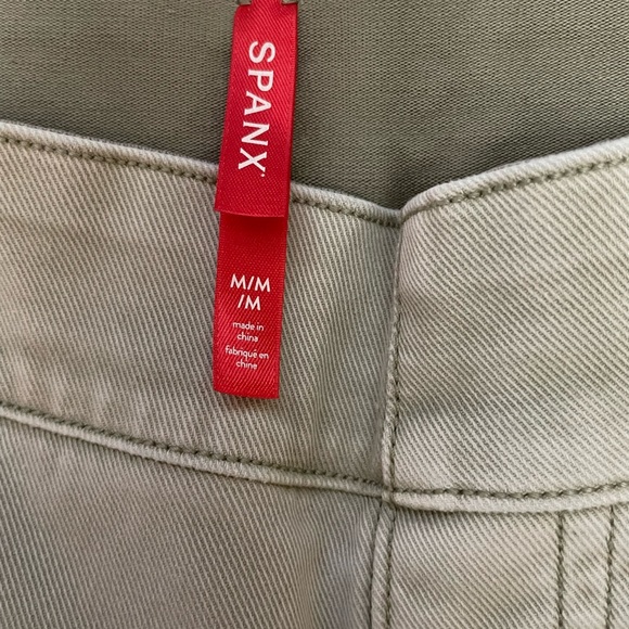 SPANX shorts, pull on, light green, size medium - Picture 2 of 4